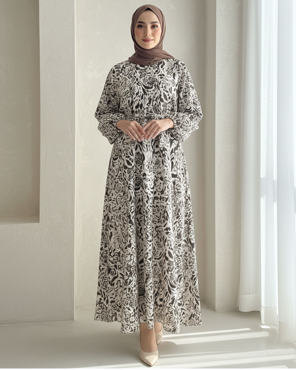 Printed Chiffon Maxi Dress – Belted Design with Shrinkable Cuffs